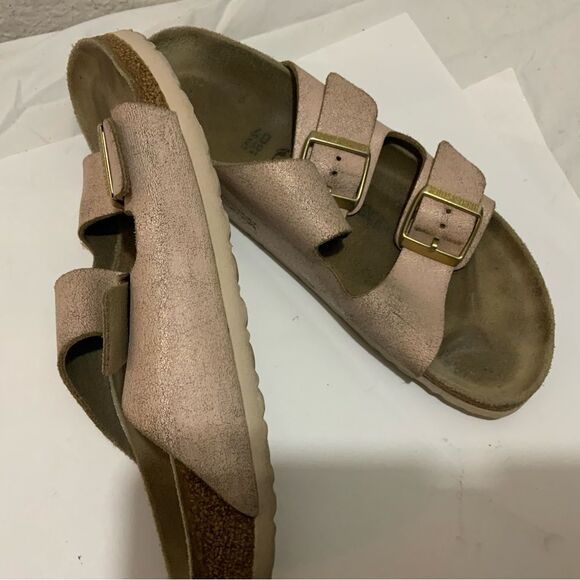Arizona Birkenstock Washed Metallic Rose Gold Sandals, size 40 L9/ M7 - Picture 5 of 10